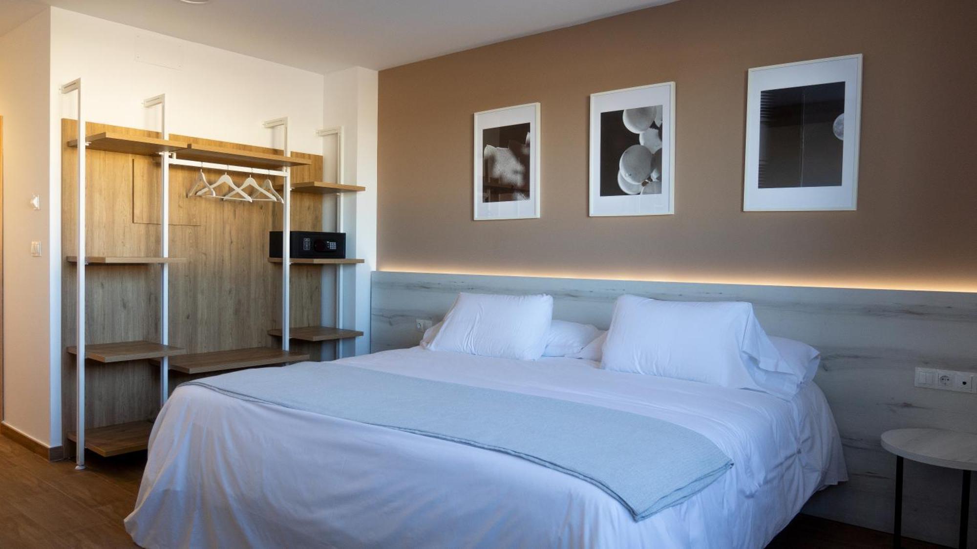La Hospederia - El Provencio Hotel Luaran gambar